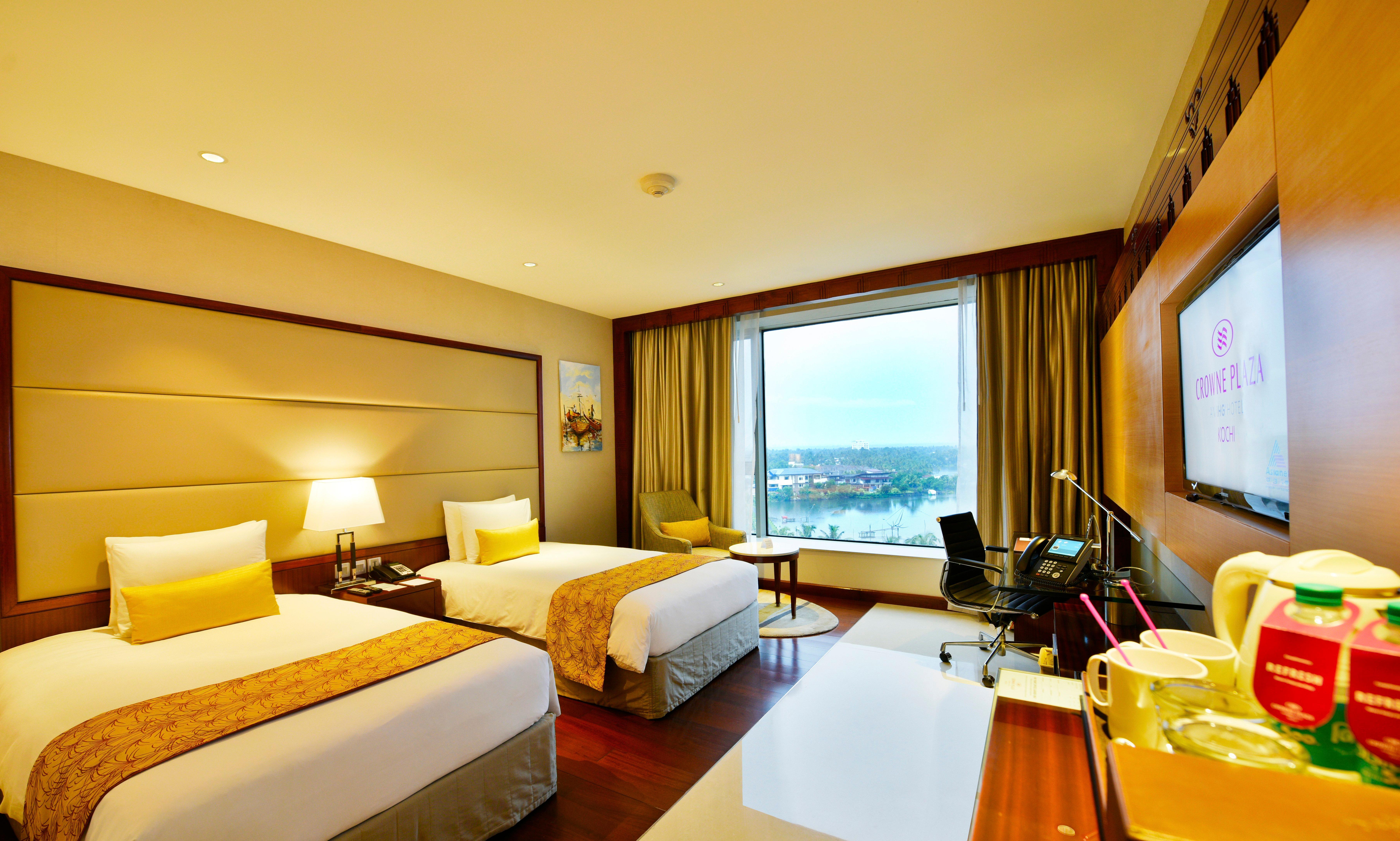Crowne Plaza Kochi By Ihg Hotel Ngoại thất bức ảnh Deluxe Room